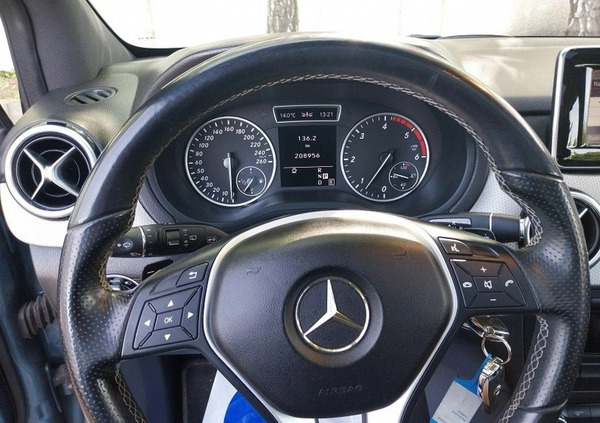 Mercedes-Benz Klasa B cena 45900 przebieg: 140000, rok produkcji 2012 z Tarczyn małe 154